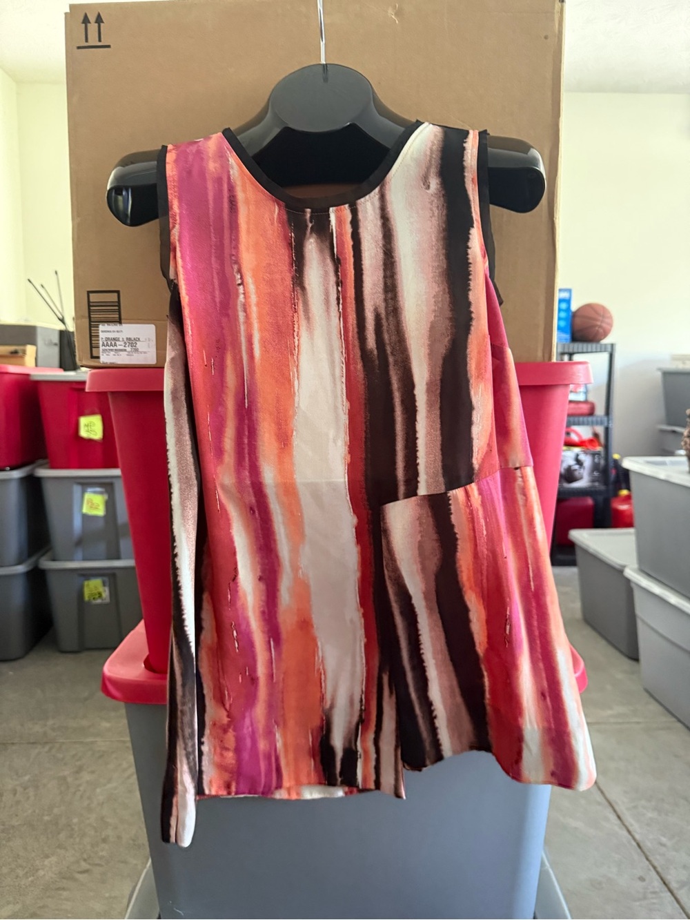 Sleeveless Watercolor Stripe Tank Top - Pink & Orange p59